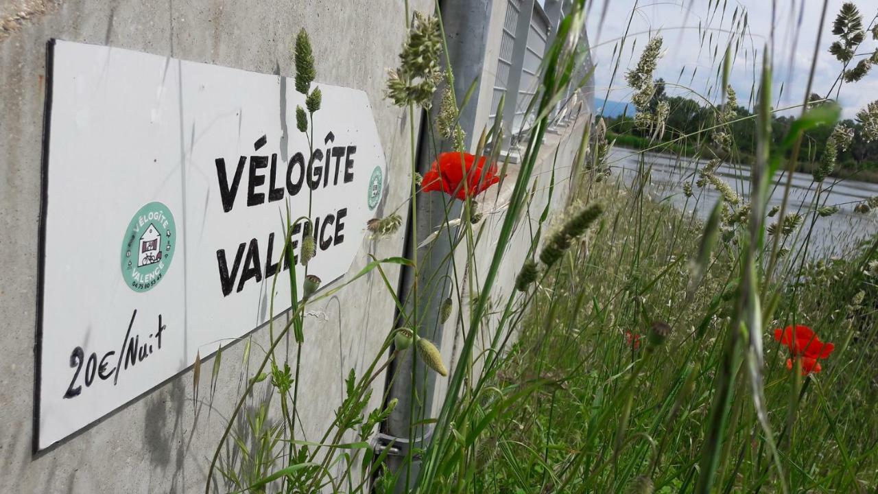 Velo Gite Valence Valence  Exteriér fotografie
